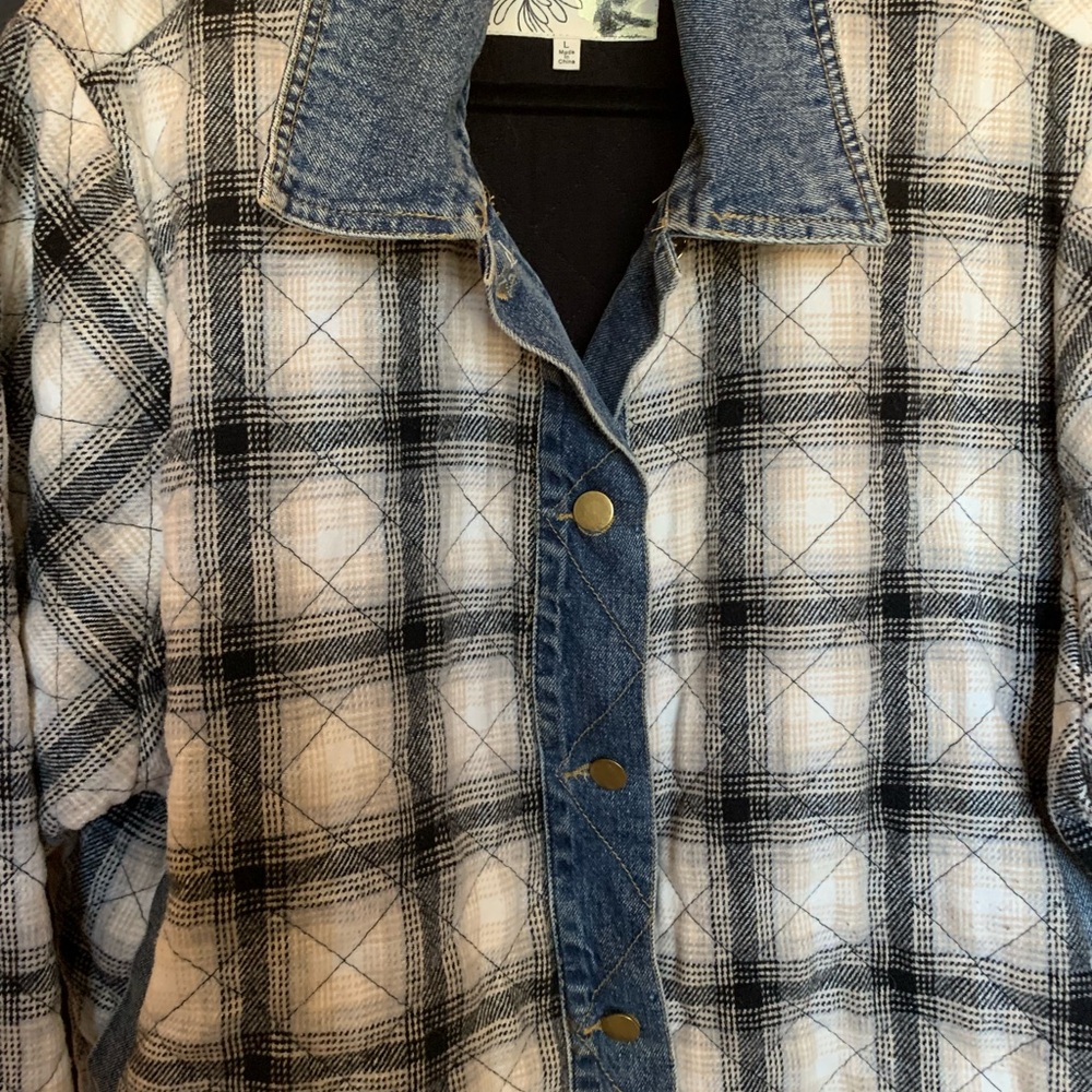 En Creme Plaid Bomber Jacket - Black and Blue